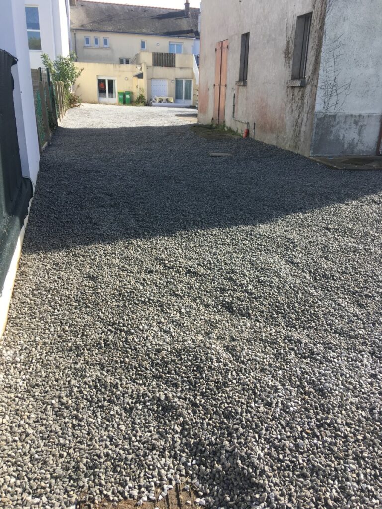 TROU TRANCHEE TERRASSEMENT Terrassement Saint Nazaire gravillonnage simple 6