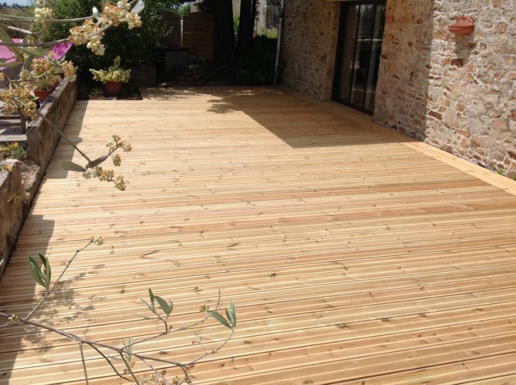 TROU TRANCHEE TERRASSEMENT Terrassement Saint Nazaire terrasse apres